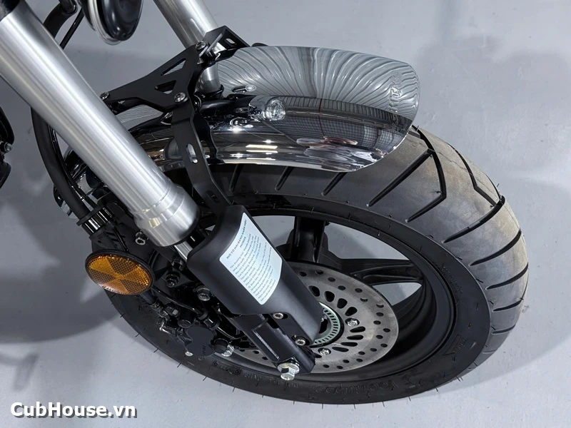 Hình ảnh chi tiết Honda Dax Royal Limited Edition đã về đến Cub House Sài Gòn