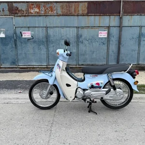 Honda Super Cub Fujisan Limited Edition (núi Phú Sĩ)