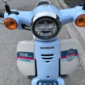 Honda Super Cub Fujisan Limited Edition (núi Phú Sĩ)