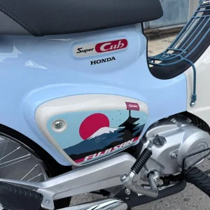 Honda Super Cub Fujisan Limited Edition (núi Phú Sĩ)