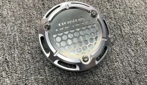 Ốp bảo vệ trang trí lóc máy phải Honda Dream 125