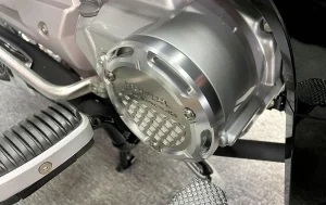 Ốp bảo vệ trang trí lóc máy phải Honda Dream 125