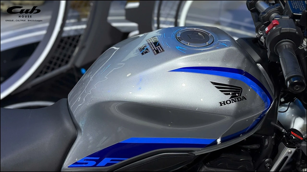 Honda CB500 Super Four