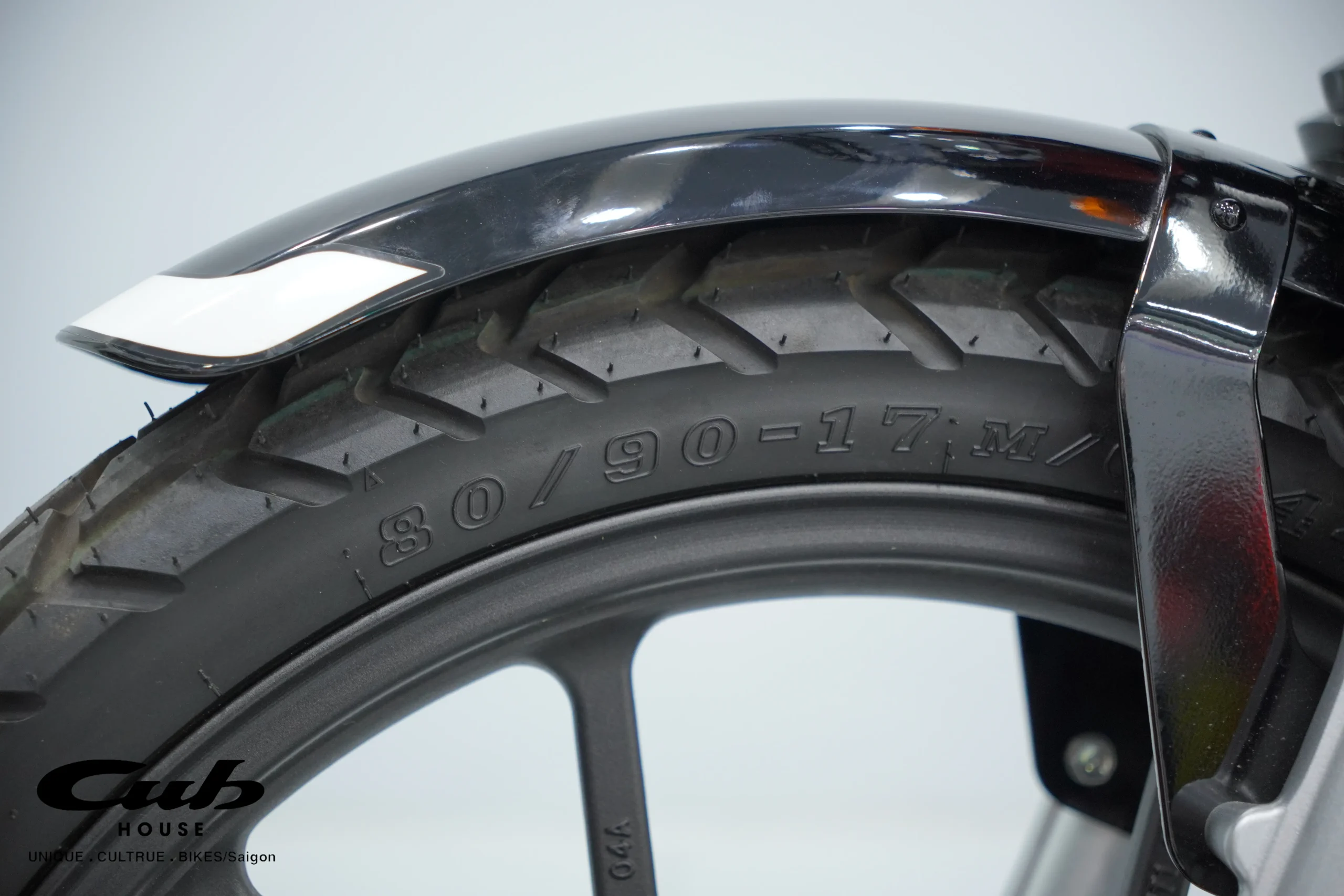 Honda Cross Cub 110 Kumamon độ hoàn hảo - Gắn phụ kiện siêu đẹp 25 Honda Cross Cub 110 Kumamon độ hoàn hảo – Gắn phụ kiện siêu đẹp