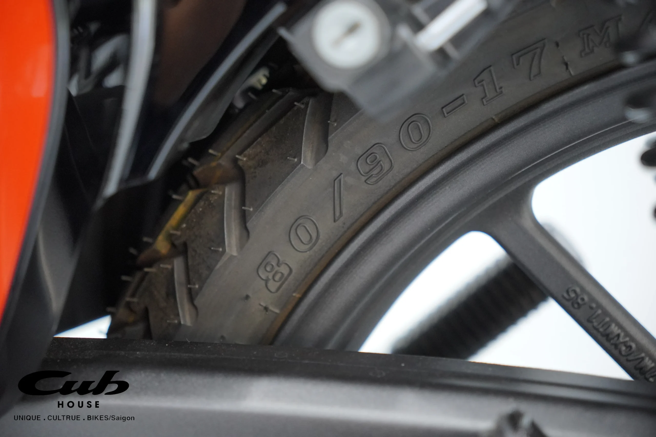 Honda Cross Cub 110 Kumamon độ hoàn hảo - Gắn phụ kiện siêu đẹp 21 Honda Cross Cub 110 Kumamon độ hoàn hảo – Gắn phụ kiện siêu đẹp