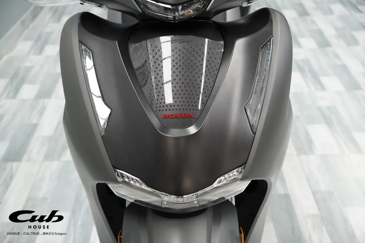 Honda SH 350i nhập Ý