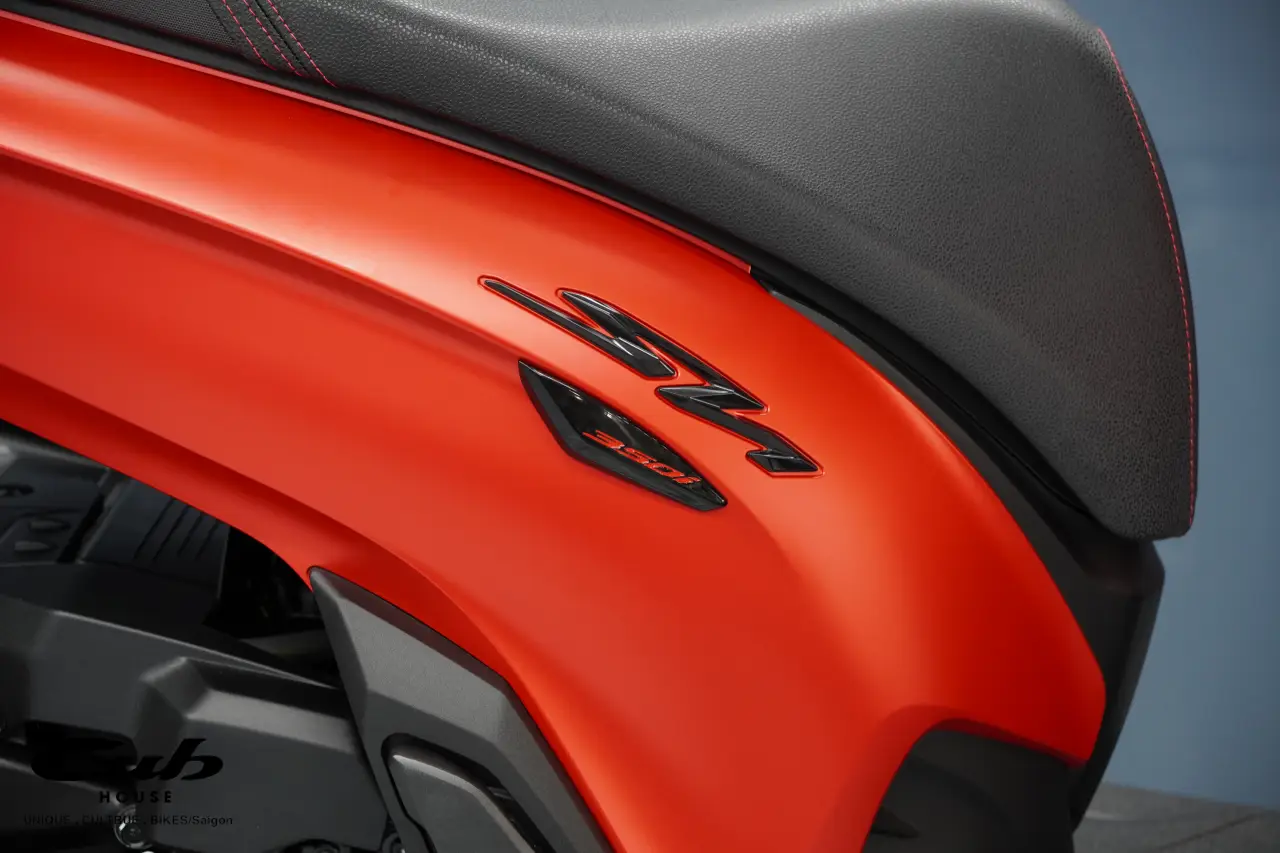 Honda SH 350i nhập Ý