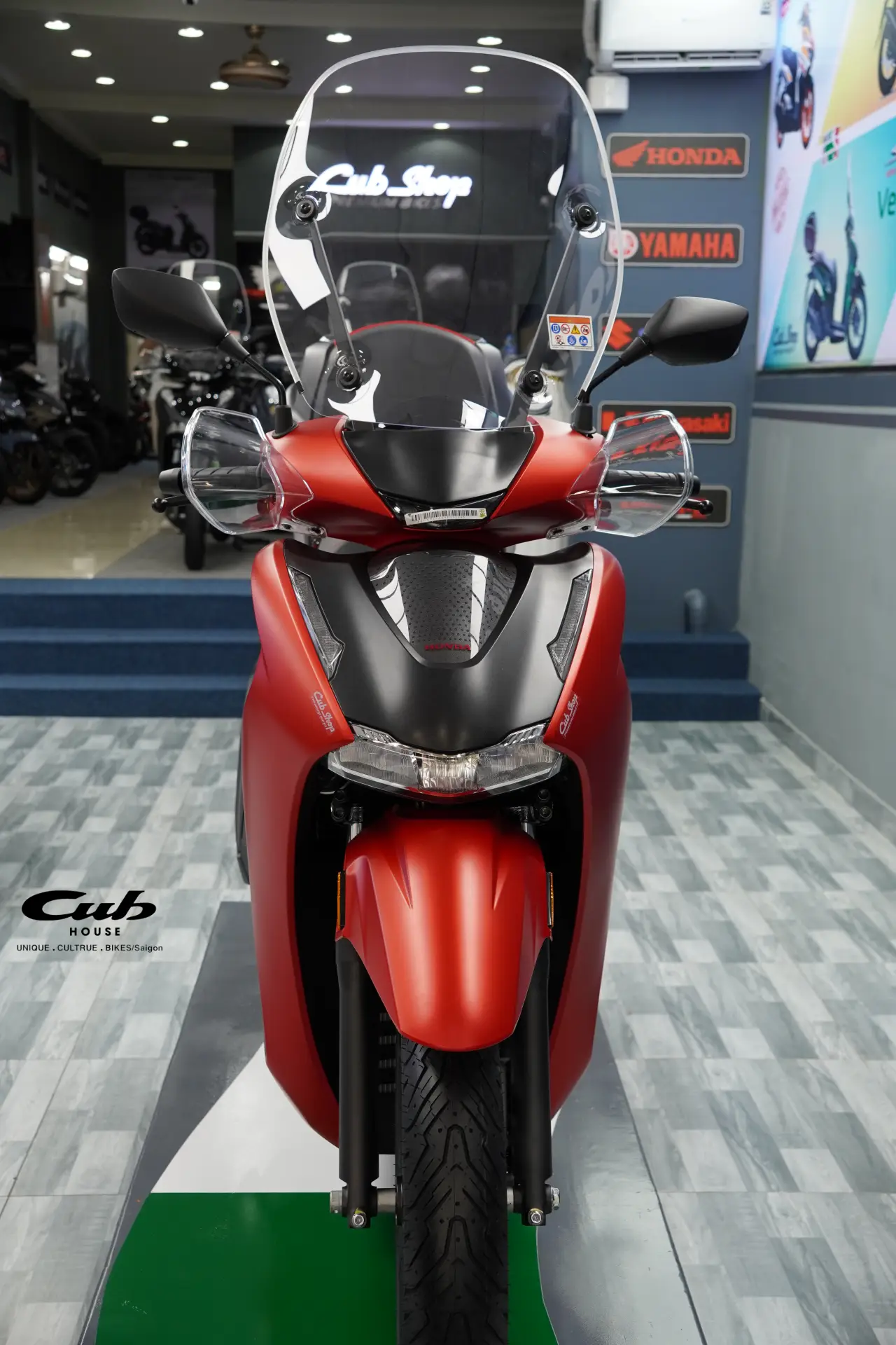 Honda SH 350i nhập Ý