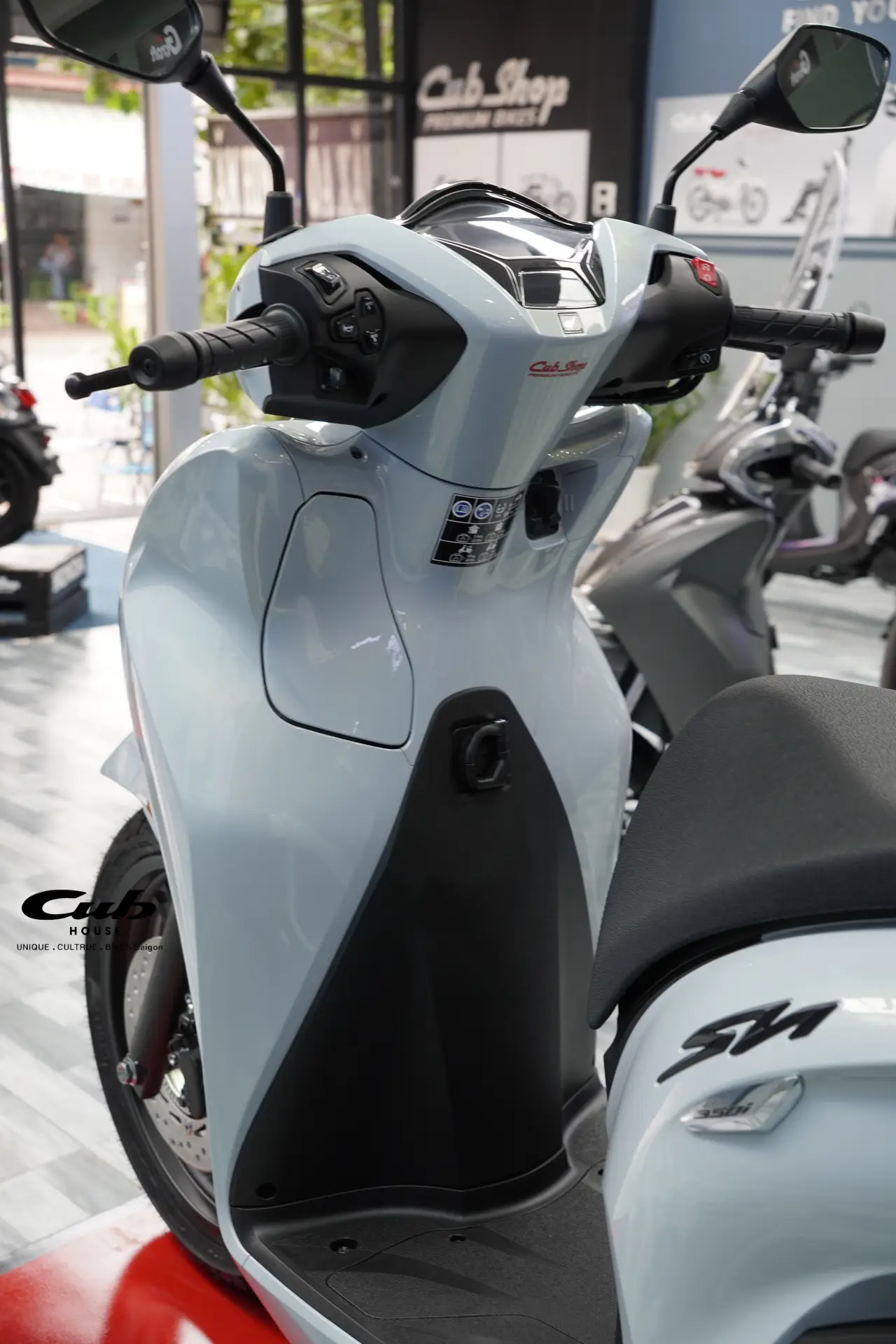 Honda SH 350i nhập Ý