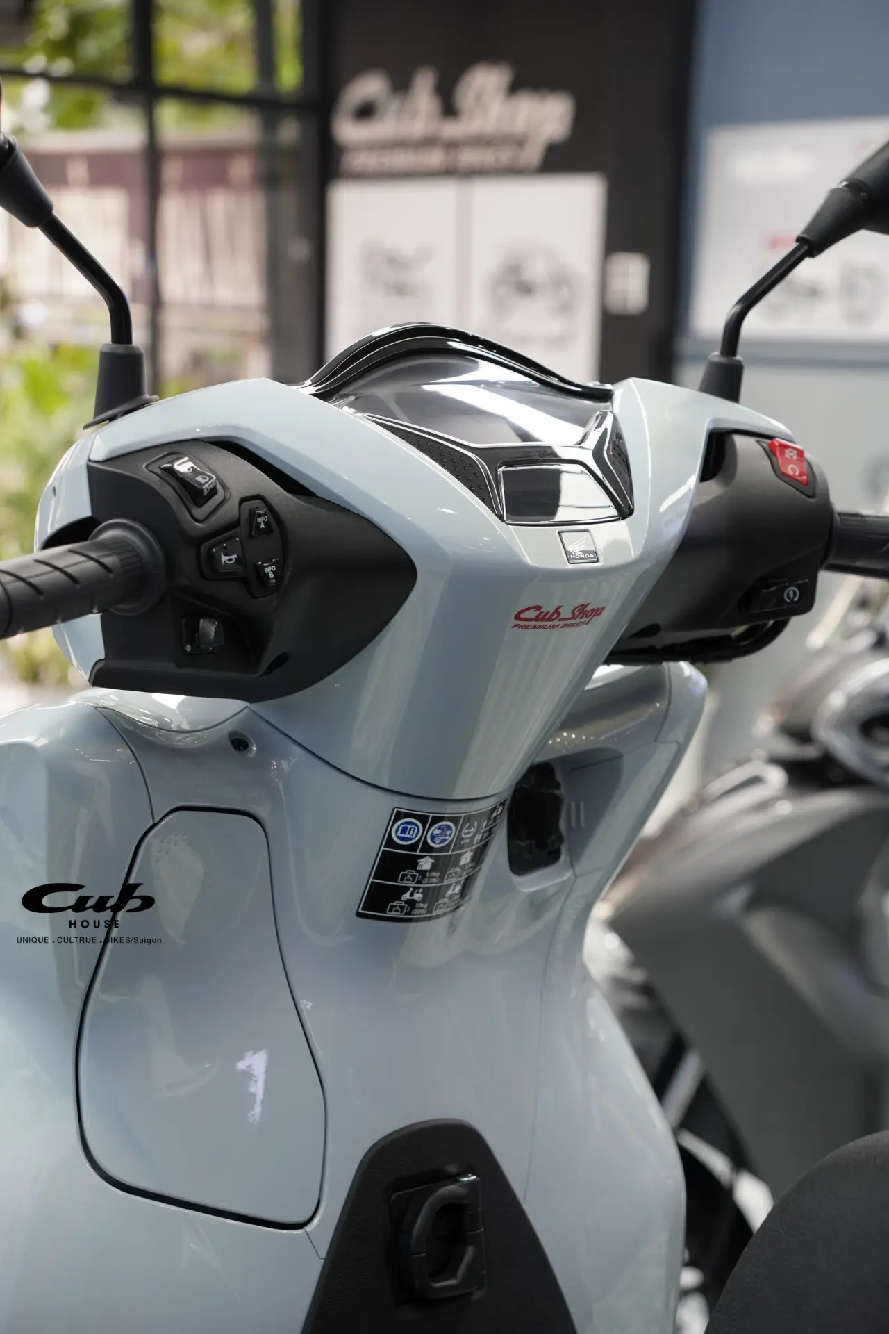 Honda SH 350i nhập Ý