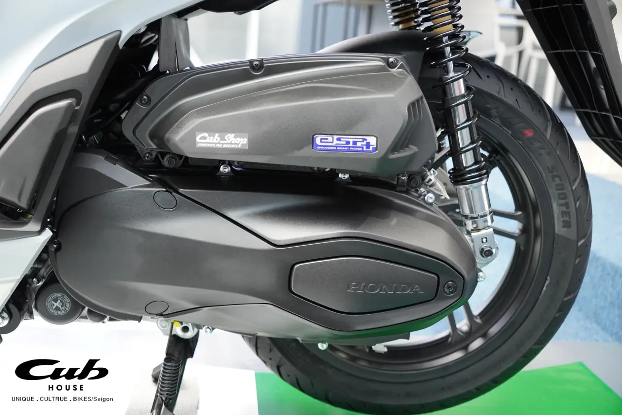 Honda SH 350i nhập Ý