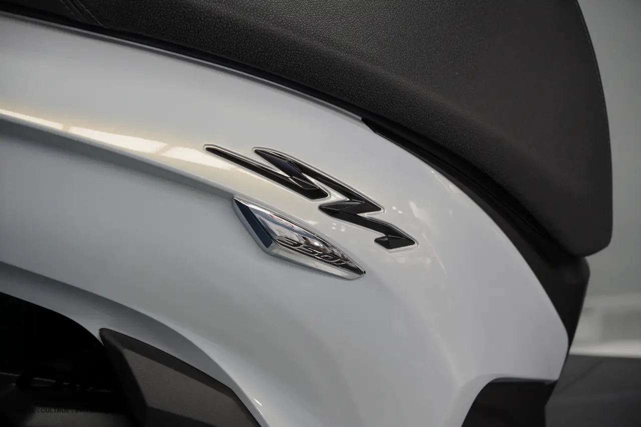 Honda SH 350i nhập Ý