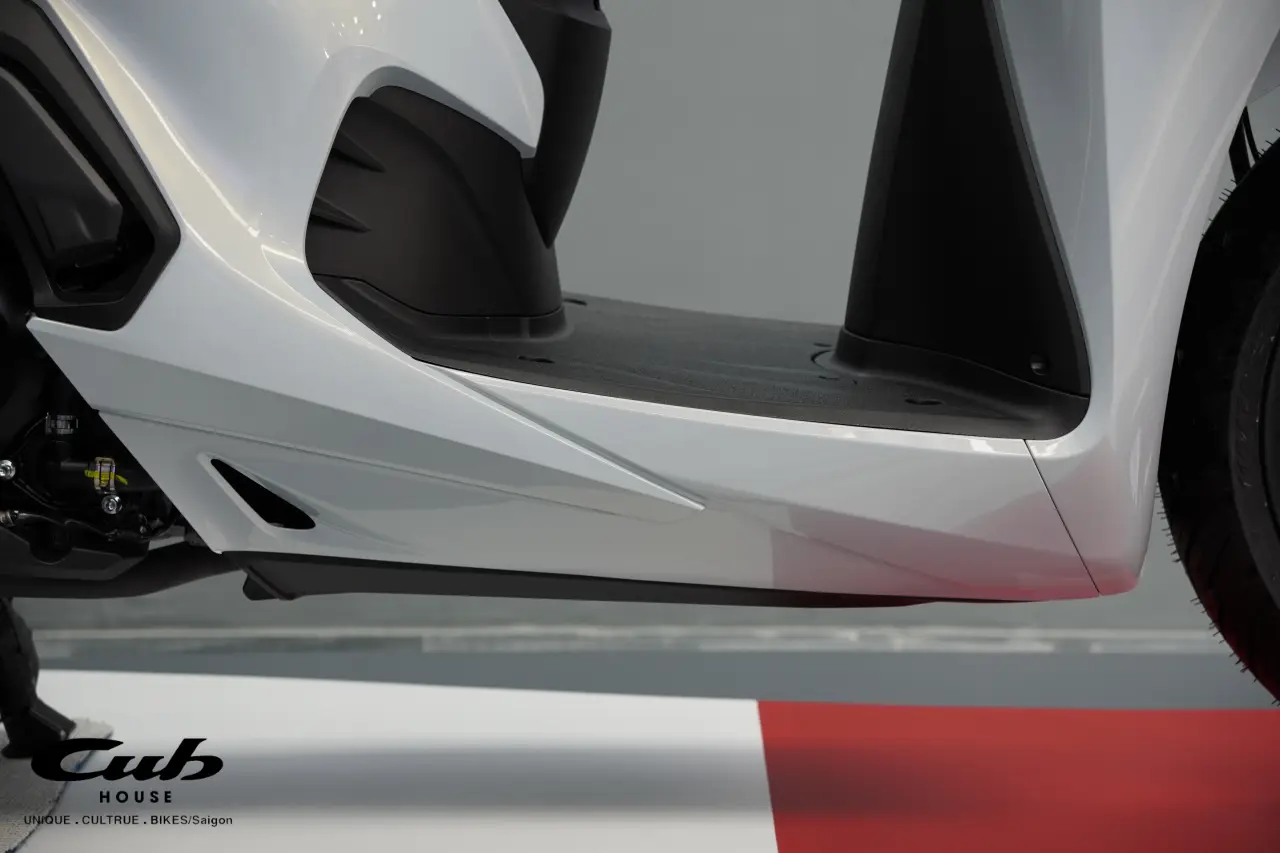 Honda SH 350i nhập Ý