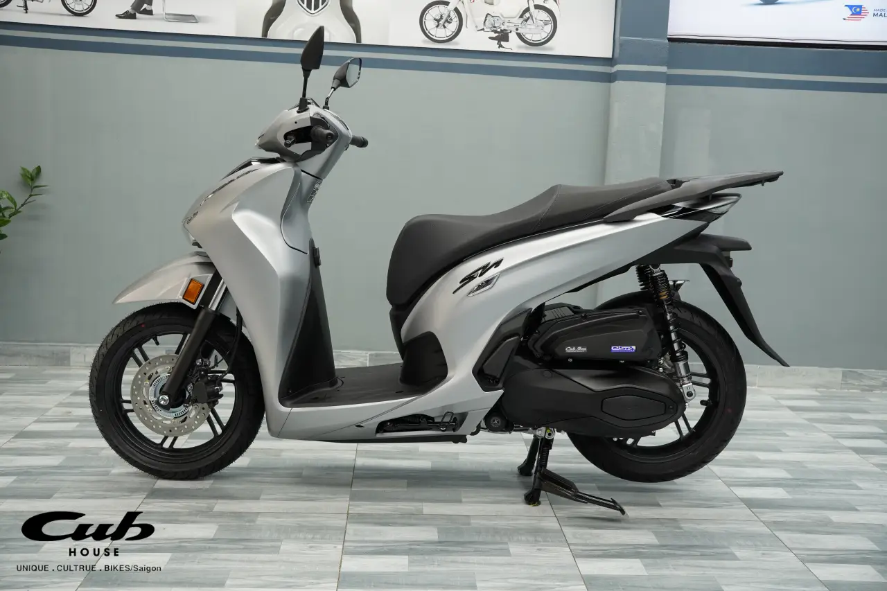 Honda SH 350i nhập Ý