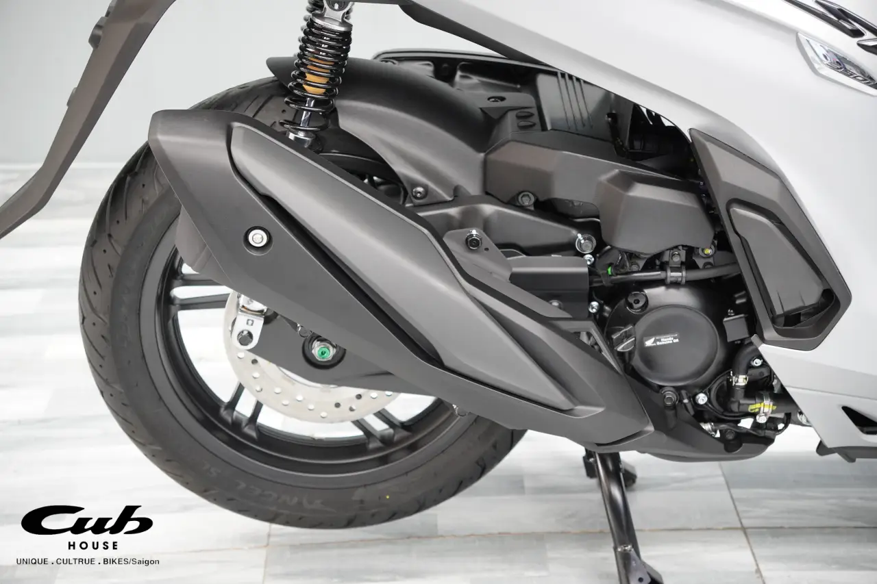 Honda SH 350i nhập Ý