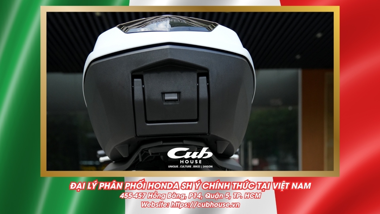Chi tiết Honda SH Ý 150i Sport chính hãng màu trắng mới về đến Việt Nam