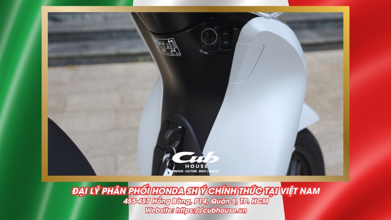 Chi tiết Honda SH Ý 150i Sport chính hãng màu trắng mới về đến Việt Nam