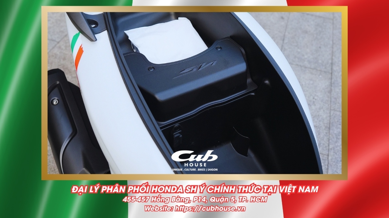 Chi tiết Honda SH Ý 150i Sport chính hãng màu trắng mới về đến Việt Nam
