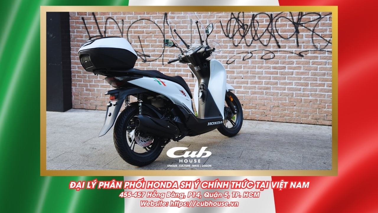 SH Ý về Cub House Sài Gòn - Tặng tiền mặt, thùng hành lý, chắn gió, nón bảo hiểm,... 2 Chi tiết Honda SH Ý 150i Sport chính hãng màu trắng mới về đến Việt Nam