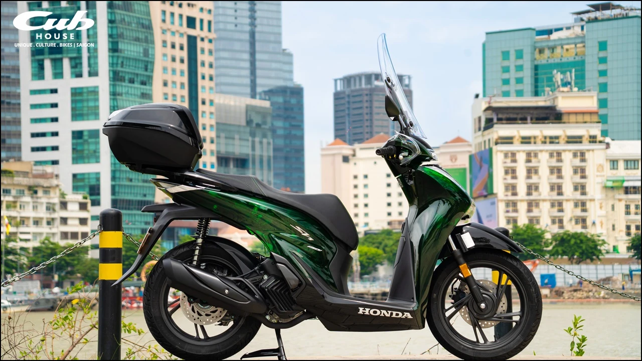 700 chiếc Honda SH Ý mang phiên bản Vetro độc đáo sẽ được bán tại Việt Nam 5 700 chiếc Honda SH Ý mang phiên bản Vetro độc đáo sẽ được bán tại Việt Nam