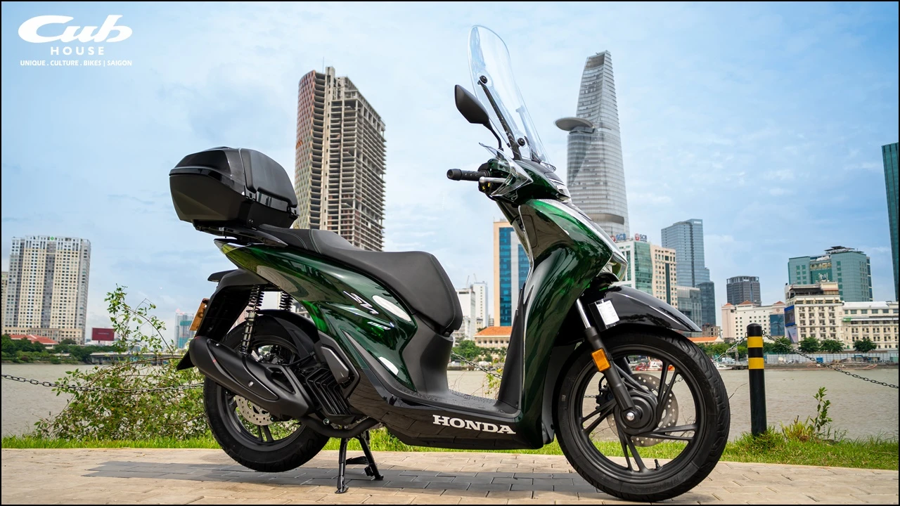 700 chiếc Honda SH Ý mang phiên bản Vetro độc đáo sẽ được bán tại Việt Nam 11 700 chiếc Honda SH Ý mang phiên bản Vetro độc đáo sẽ được bán tại Việt Nam