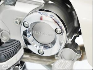 Honda Super Cub 125 Custom 2026 nhập Thái Lan (Yên đỏ) 4 Honda Super Cub 125 Custom 2026 nhap Thai Lan Yen do 23