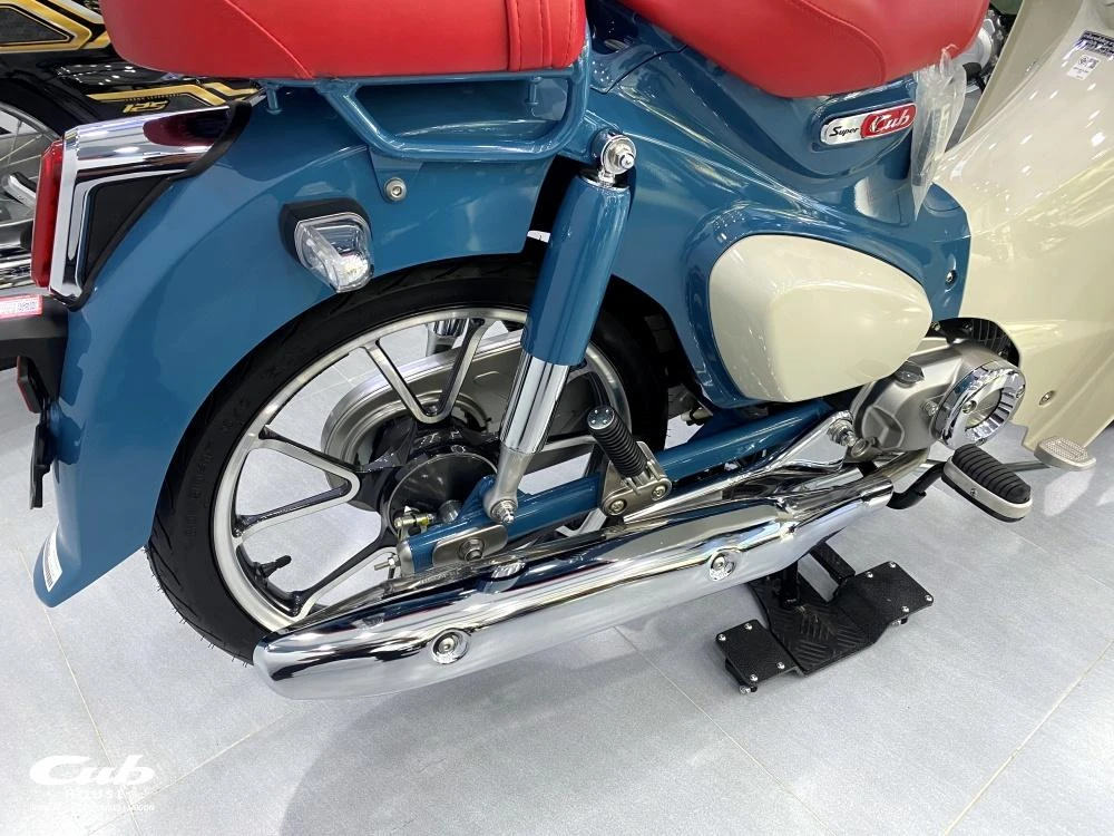 Honda Super Cub 125 Thái Lan KITACO (nhiều màu siêu đẹp) 2 Honda Super Cub 125 Thái Lan KITACO (màu xanh siêu đẹp)