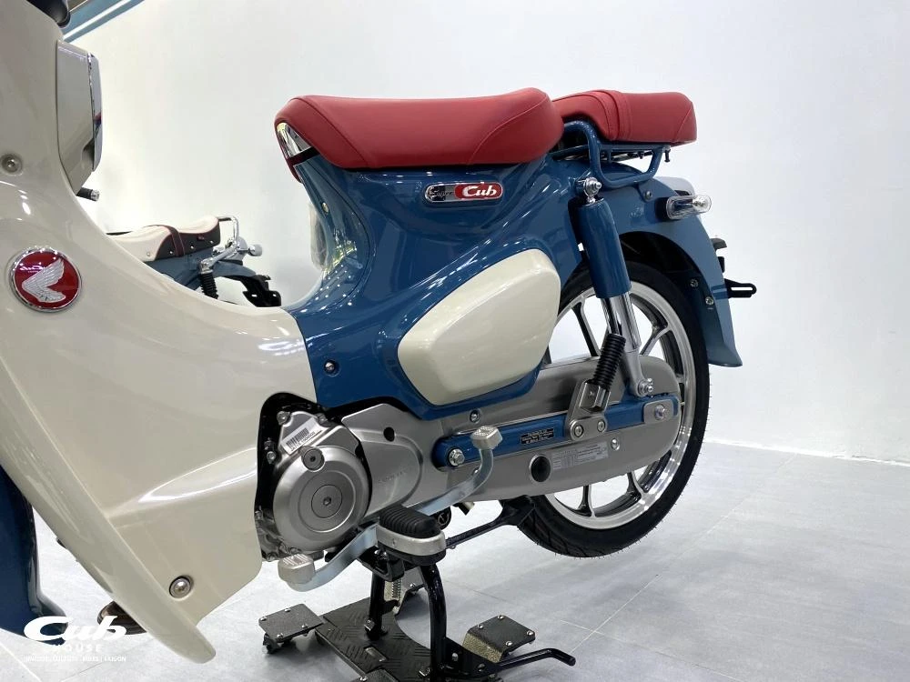 Honda Super Cub 125 Thái Lan KITACO (nhiều màu siêu đẹp) 8 Honda Super Cub 125 Thái Lan KITACO (màu xanh siêu đẹp)