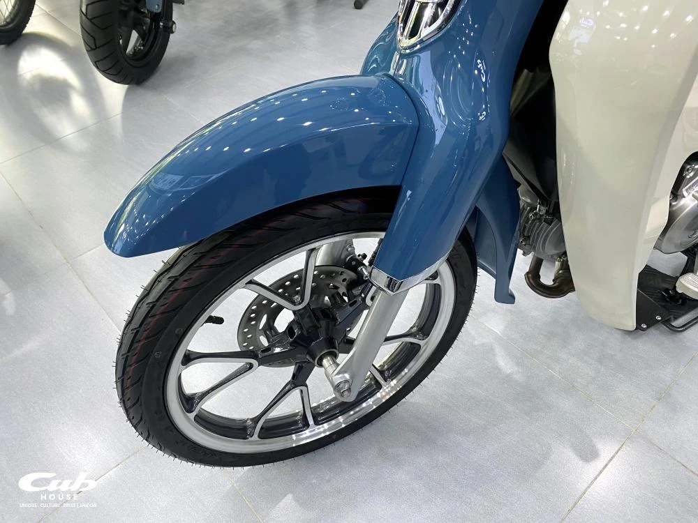 Honda Super Cub 125 Thái Lan KITACO (nhiều màu siêu đẹp) 19 Honda Super Cub 125 Thái Lan KITACO (màu xanh siêu đẹp)