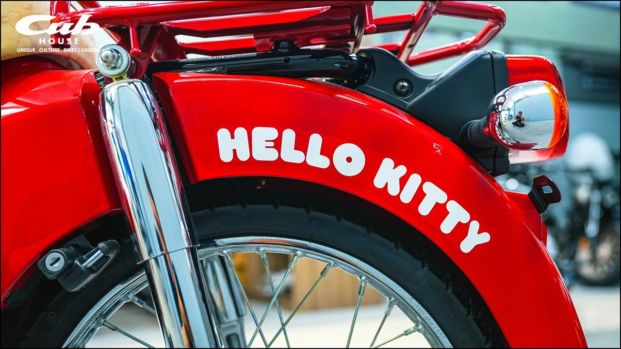 Honda Super Cub 50cc Hello Kitty – Biểu tượng dễ thương giới hạn đã có mặt tại Việt Nam