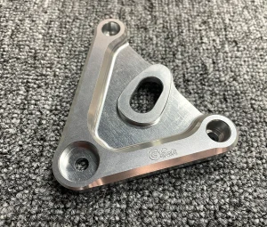 Pat gắn đèn xi nhan trước Gcraft nhập Thái Lan