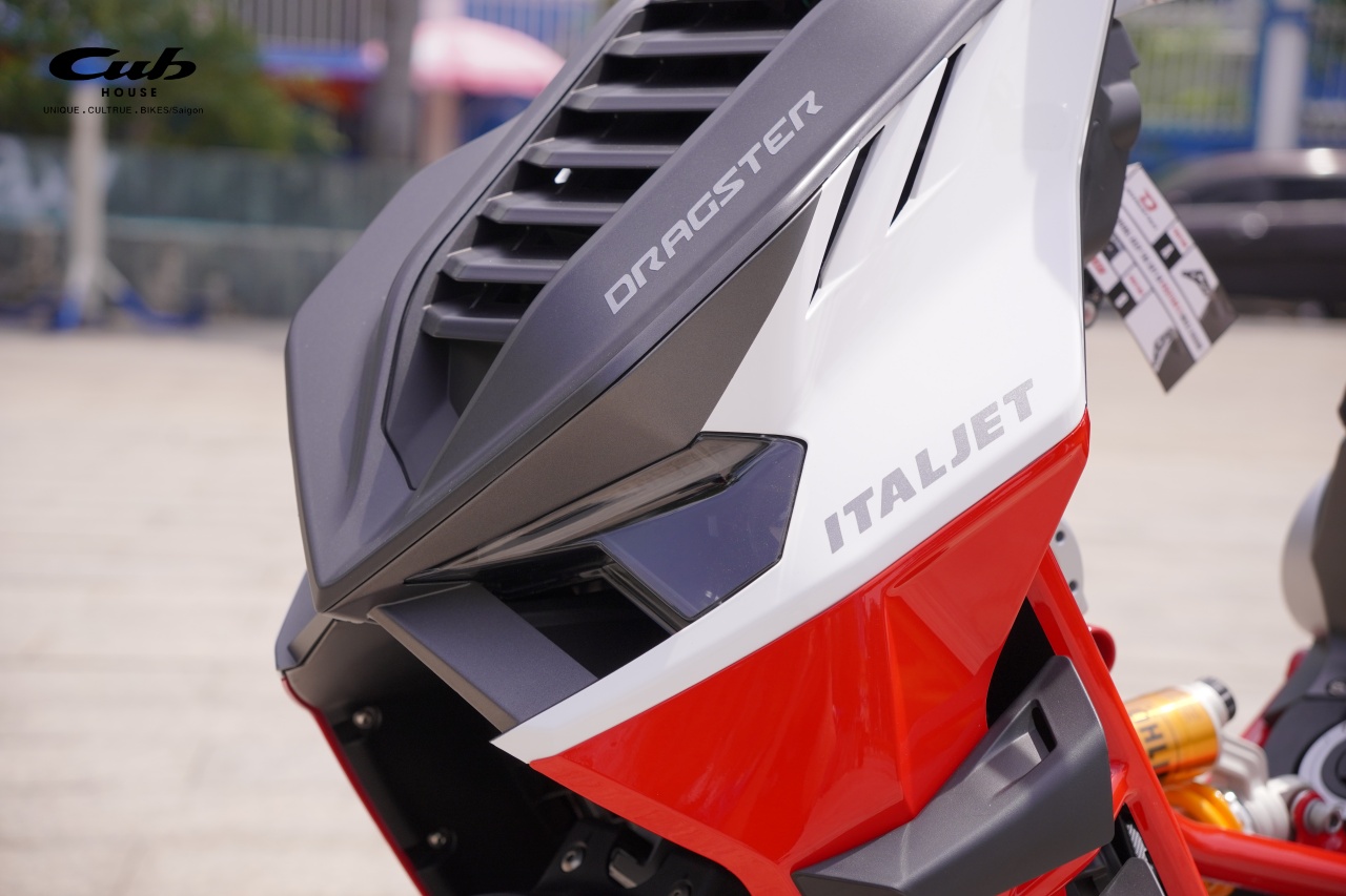 Siêu phẩm tay ga thể thao Italjet Dragster – khuyến mãi Giảm 50% khi nâng cấp phuộc Ohlins