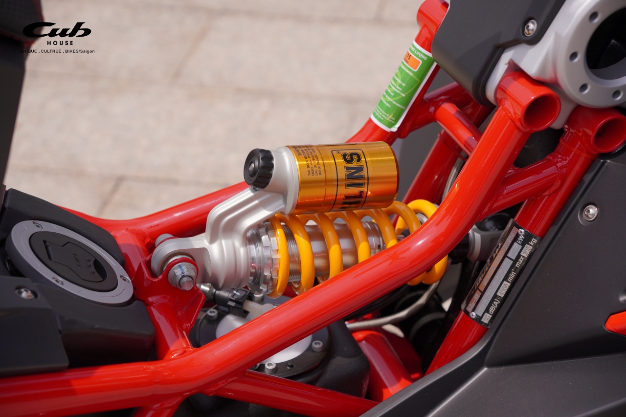 Siêu phẩm tay ga thể thao Italjet Dragster – khuyến mãi Giảm 50% khi nâng cấp phuộc Ohlins