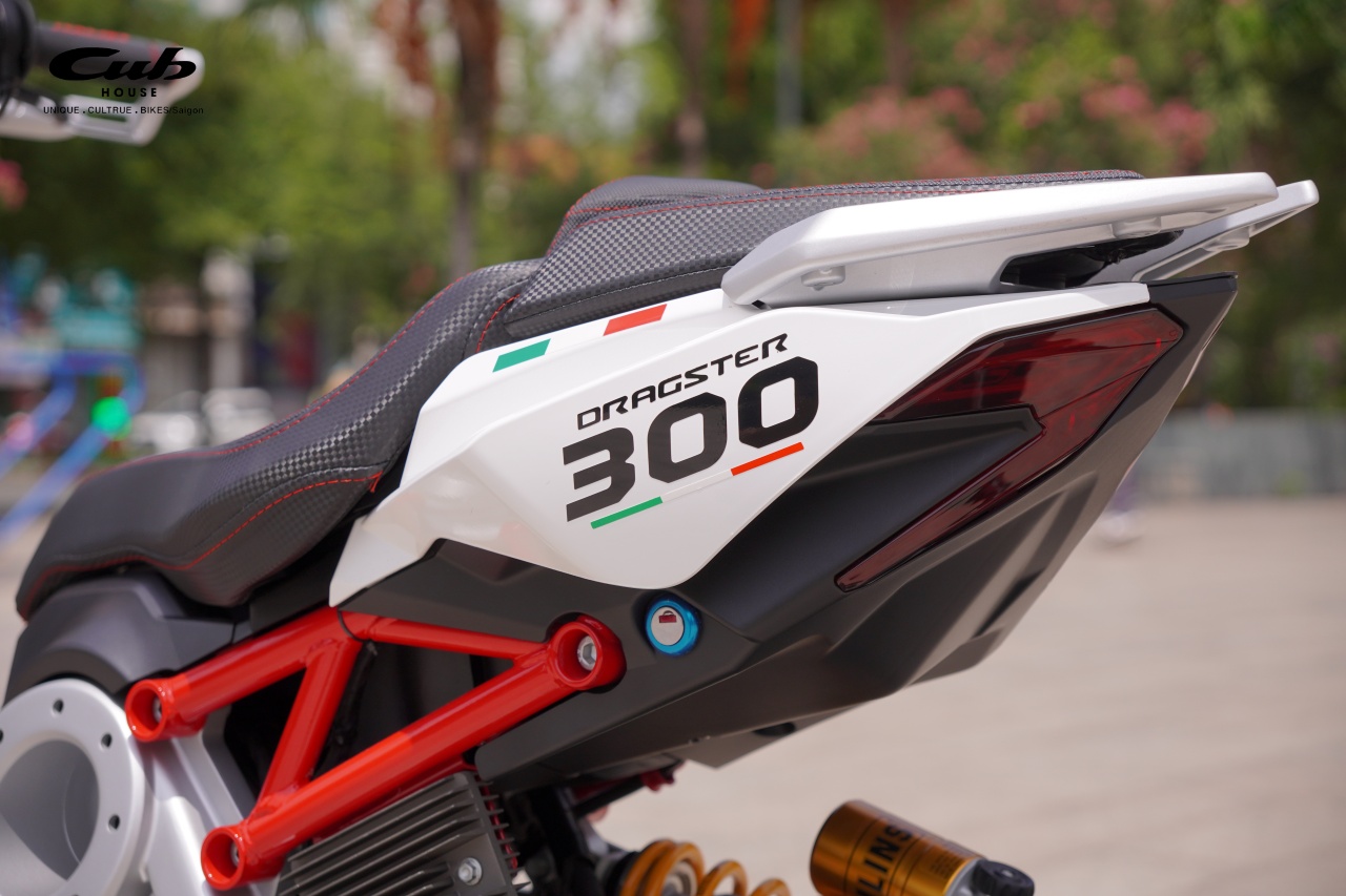 Siêu phẩm tay ga thể thao Italjet Dragster – khuyến mãi Giảm 50% khi nâng cấp phuộc Ohlins