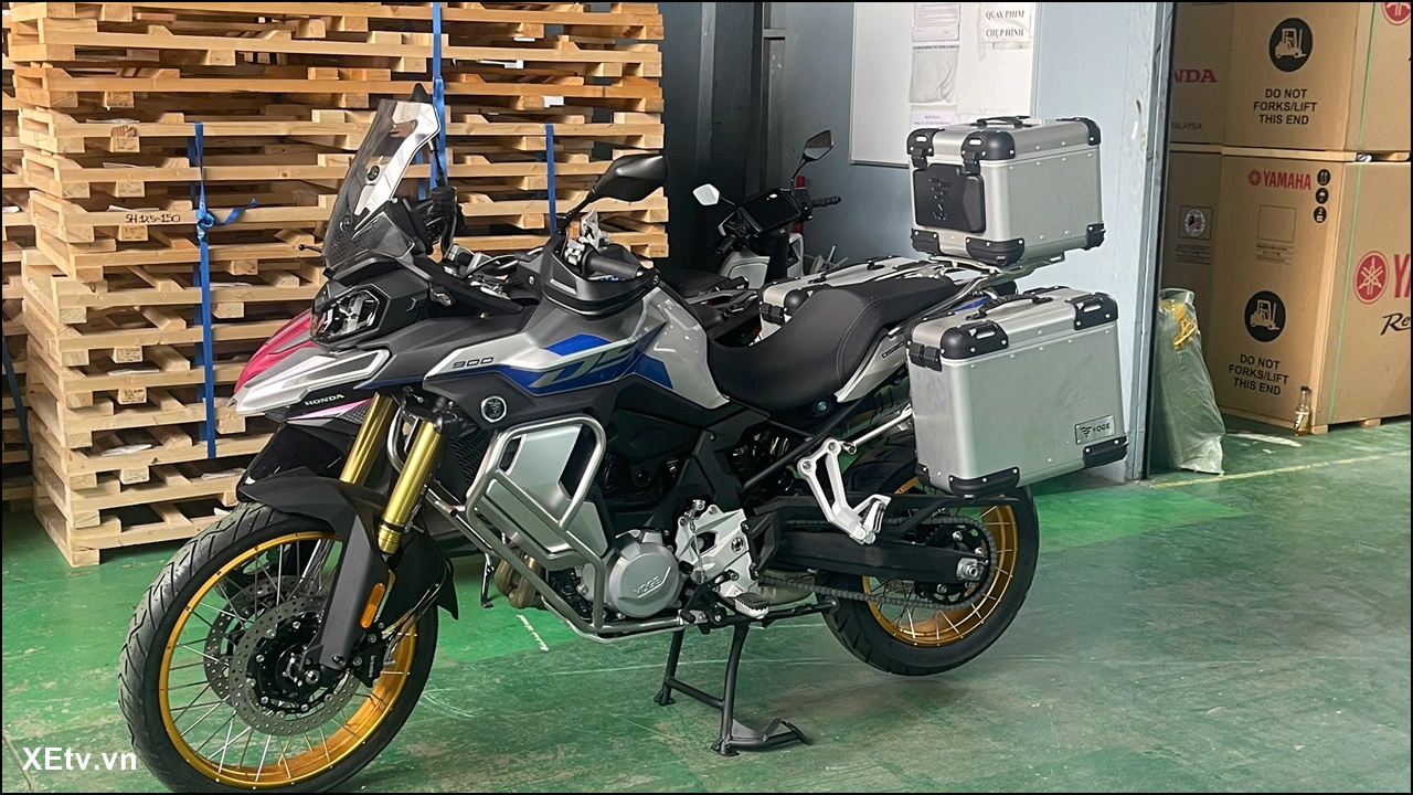 Voge DS900X 2025 đã về đến Việt Nam. Đặt xe tại Cub House Quận 5