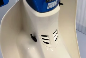 Móc treo đồ và lỗ thông gió cổ điển