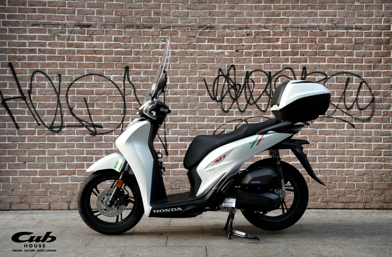 Honda SH150i Sport Edition 76 Honda SH150i Sport Edition