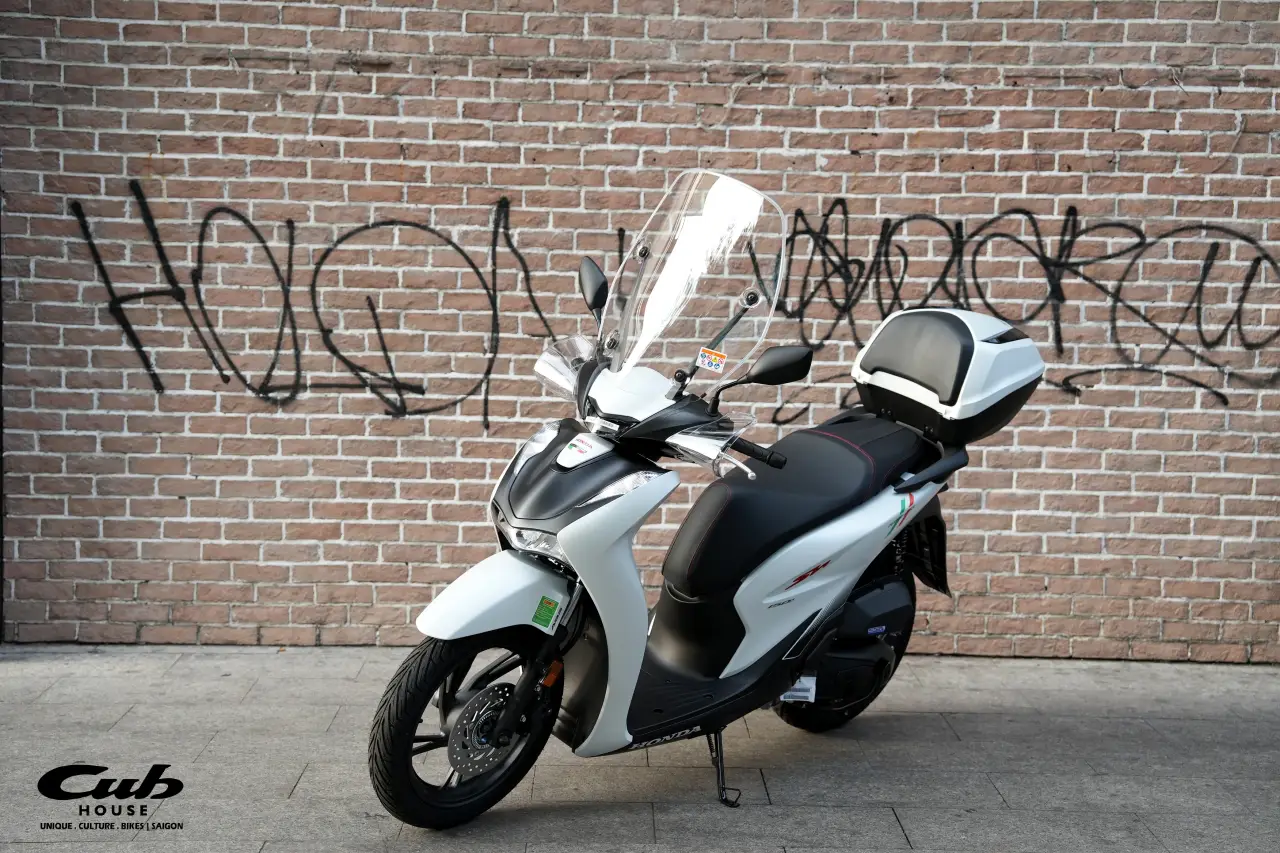 Honda SH150i Sport Edition 75 Honda SH150i Sport Edition