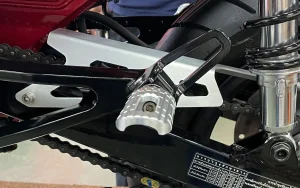 Gác chân sau H2C chính hãng Thái Lan – Đồ chơi Honda Dax 125