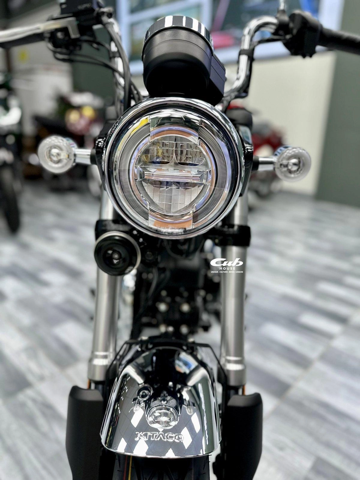 Honda Dax 1978 Special Colour Edition