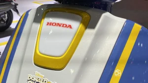 Honda Giorno+ Donald Duck Special Edition