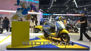 Honda Giorno+ Donald Duck Special Edition