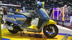 Honda Giorno+ Donald Duck Special Edition
