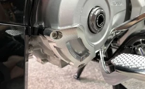 Ốp bảo vệ lóc máy trái Honda Dream 125