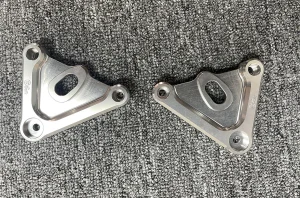 Pat gắn đèn xi nhan trước Gcraft nhập Thái Lan