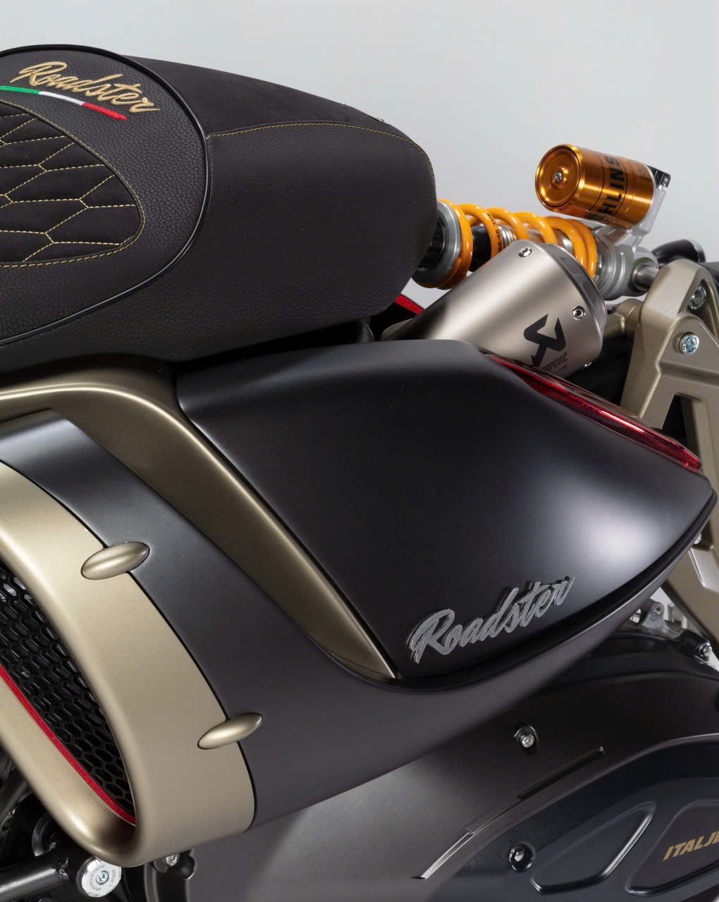 z7778581880101 813e51c4fd14cca672f7e46205631443