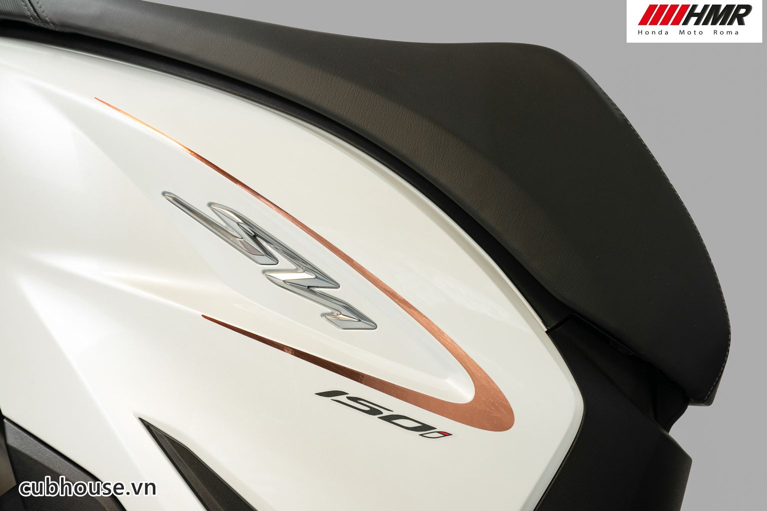 Honda SH150i Special Edition Trắng nhập Ý 2026 5 Honda SH150i Special Edition Trắng nhập Ý 2026