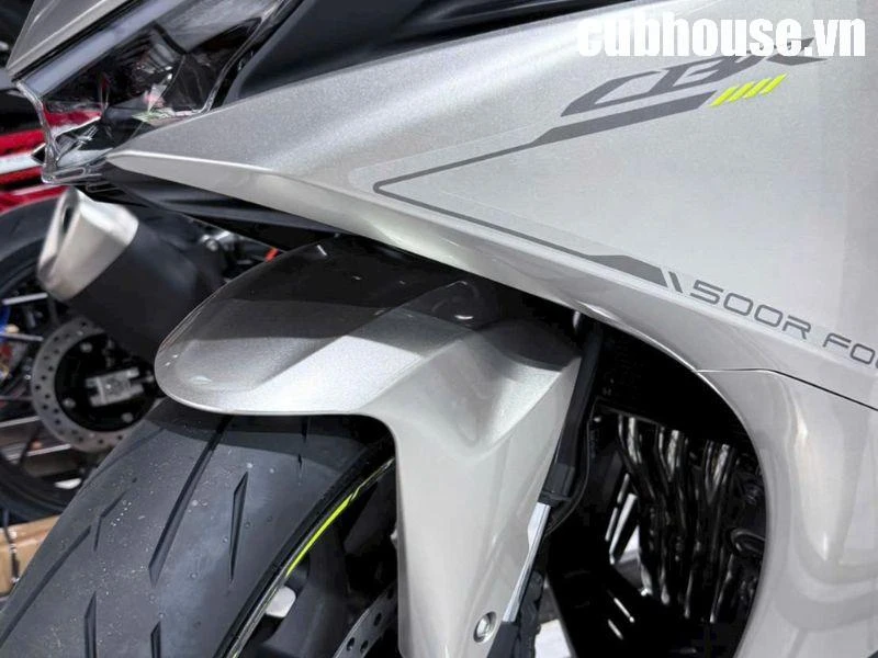 Honda CB500SF và Honda CBR500R Four chính thức lộ diện tại Việt Nam – Kỷ nguyên mới của động cơ 4 xi-lanh đã bắt đầu
