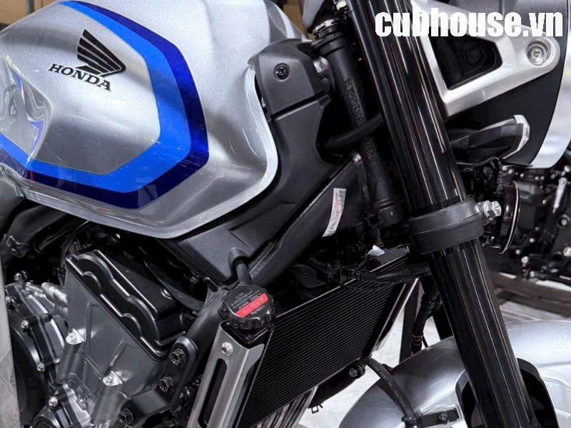 Honda CB500SF và Honda CBR500R Four chính thức lộ diện tại Việt Nam – Kỷ nguyên mới của động cơ 4 xi-lanh đã bắt đầu