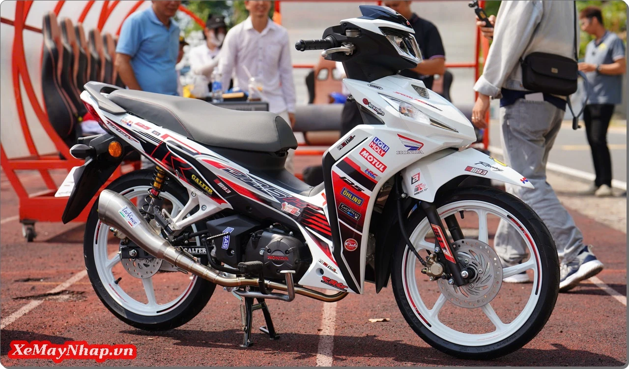 cubhouse vn ban giao honda dash 125fi malaysia 2026 special edition custom den khach hang tp hcm 4